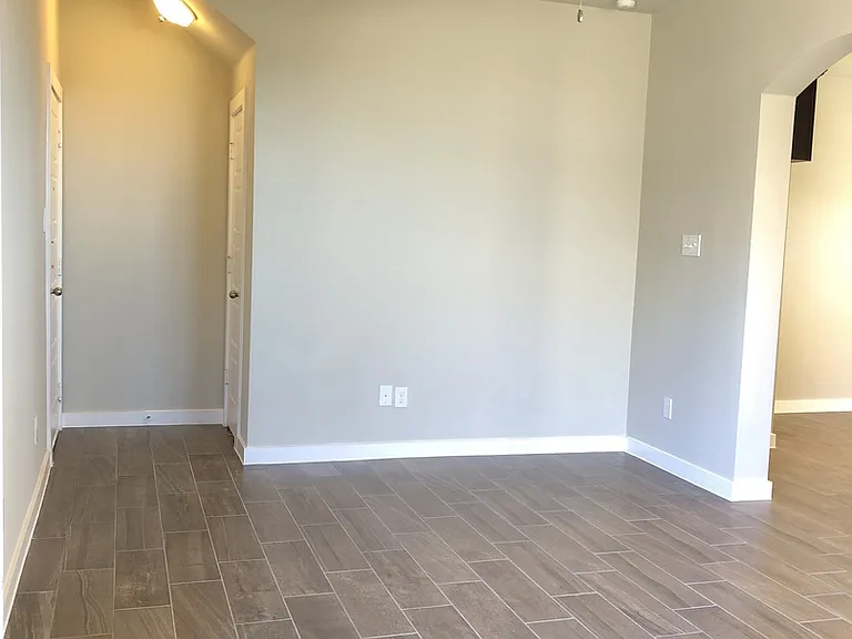 1044 W Sierra Vista Ct — Photo 3