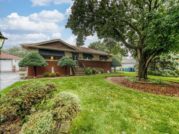 11221 S Natchez Ave, Worth, IL 60482