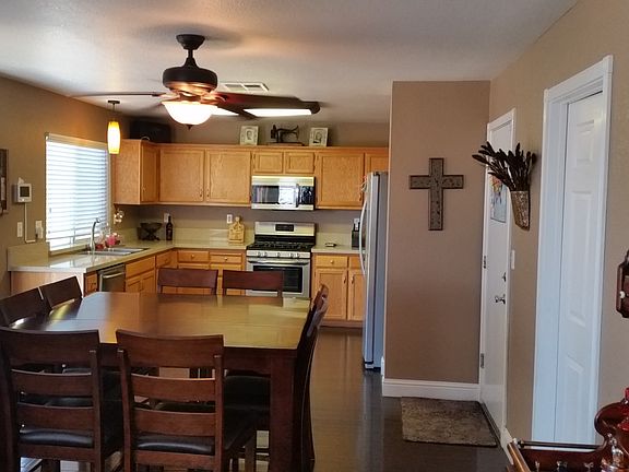 2nd image of 4113 N Anchor Ct