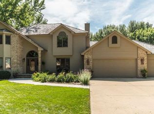 5005 S Caraway Dr, Sioux Falls, SD 57108