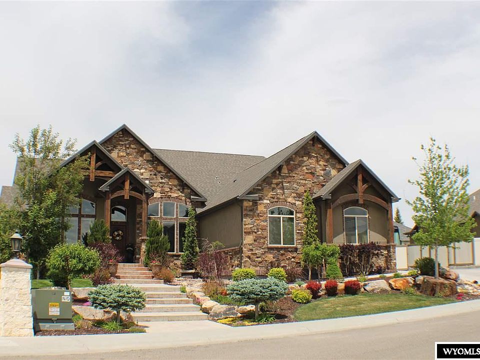1st image of 2491 Lacebark Ln