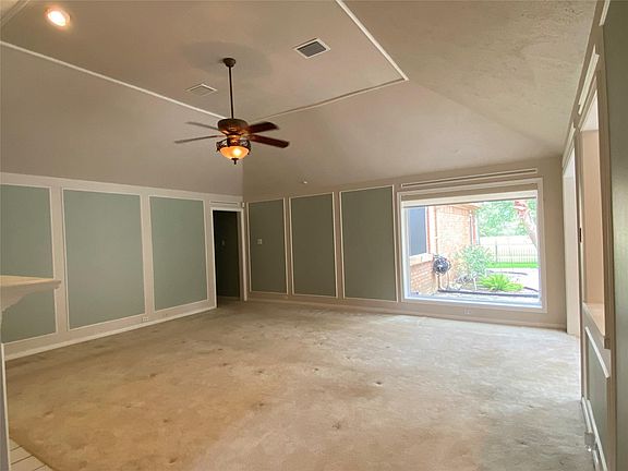 5th image of 2214 Pebble Beach Dr