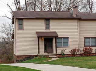 5025 Johnnycake Rdg NE, Canton, OH 44705