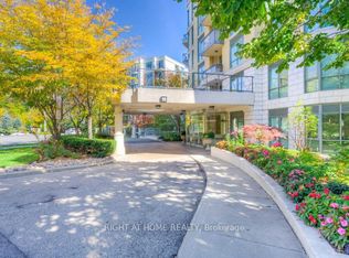 11 William Carson Cres #216, Toronto, ON M2P2G1