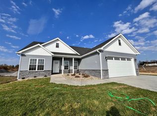 62 Robert Allen Ln, Brandenburg, KY 40108