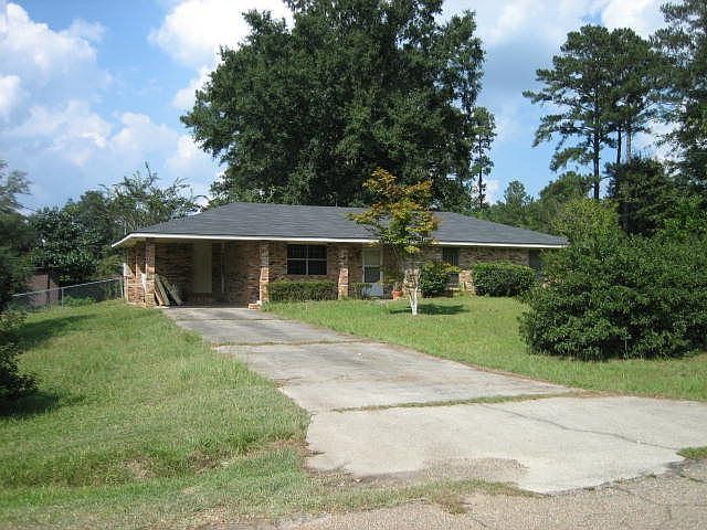 1st image of 104 Dogwood Ave