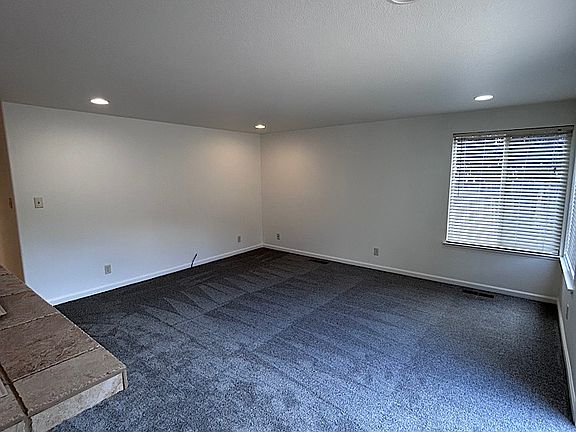 5th image of 2961 Fox Trail Dr