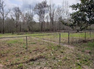 52 Old Xrds E, Poplarville, MS 39470