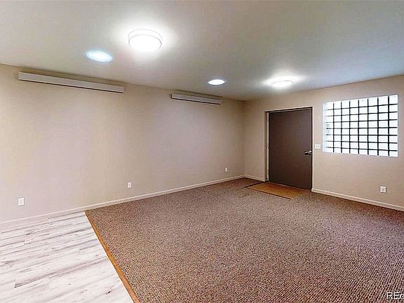 Never Lived in Apt. in Back