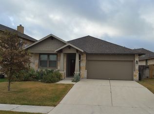 418 Oyster Crk, Buda, TX 78610