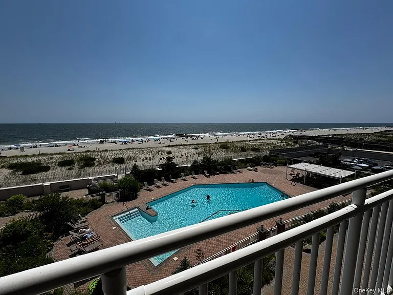 830 Shore Rd #4M — Photo 2