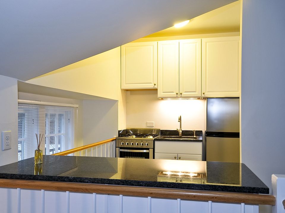 1st image of 2045 N Sedgwick St #Ch