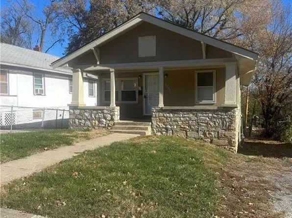 5037 Agnes Ave, Kansas City, MO 64130