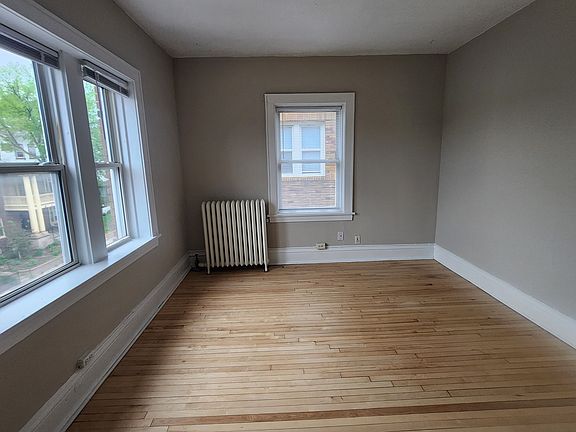 4th image of 1900 1st Ave S #Df50ef29e