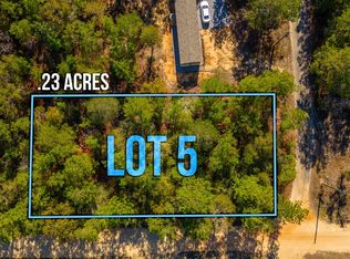 5 Country Blvd, Defuniak Springs, FL 32433