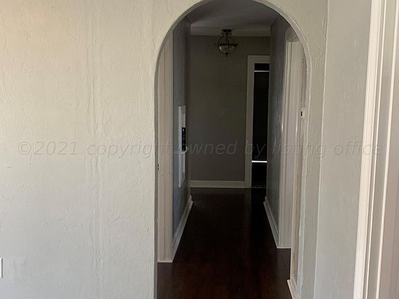 3rd image of 1135 N Charles St