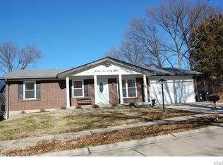 2523 Alcarol Dr, Fenton, MO 63026
