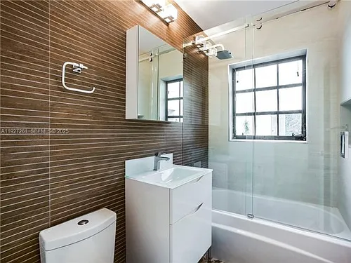 407 Minorca Ave Photo 1