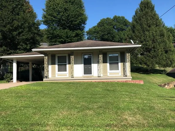 610 Jefferson Ave, Glen Dale, WV 26038