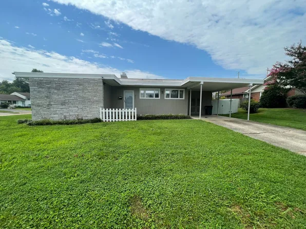 2001 Hermitage Dr, Kingsport, TN 37664