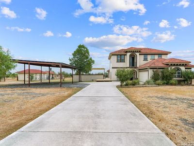 503 Private Road 5764, La Coste, TX, 78039