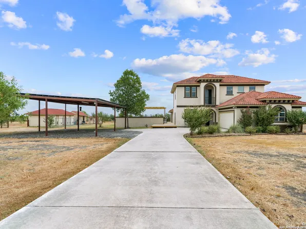 503 Private Road 5764, LaCoste, TX 78039