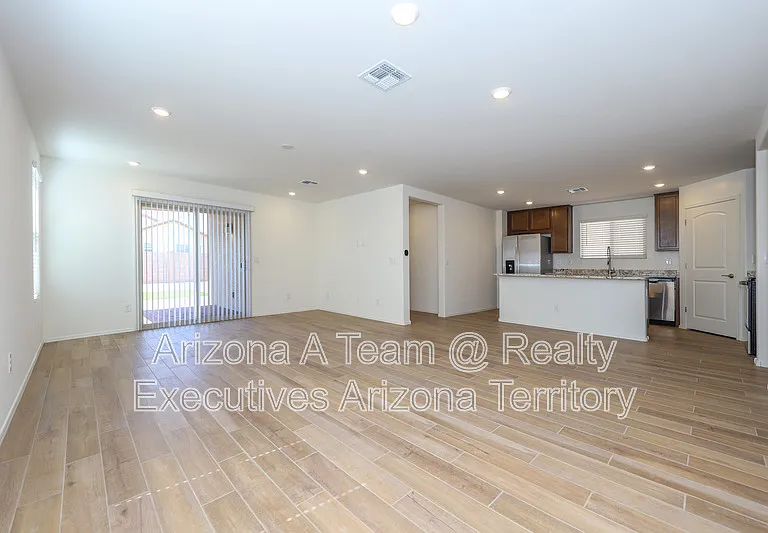 9122 E Red Bluff Ct — Photo 3
