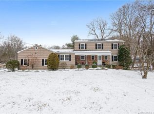 120 Dundee Rd, Stamford, CT 06903