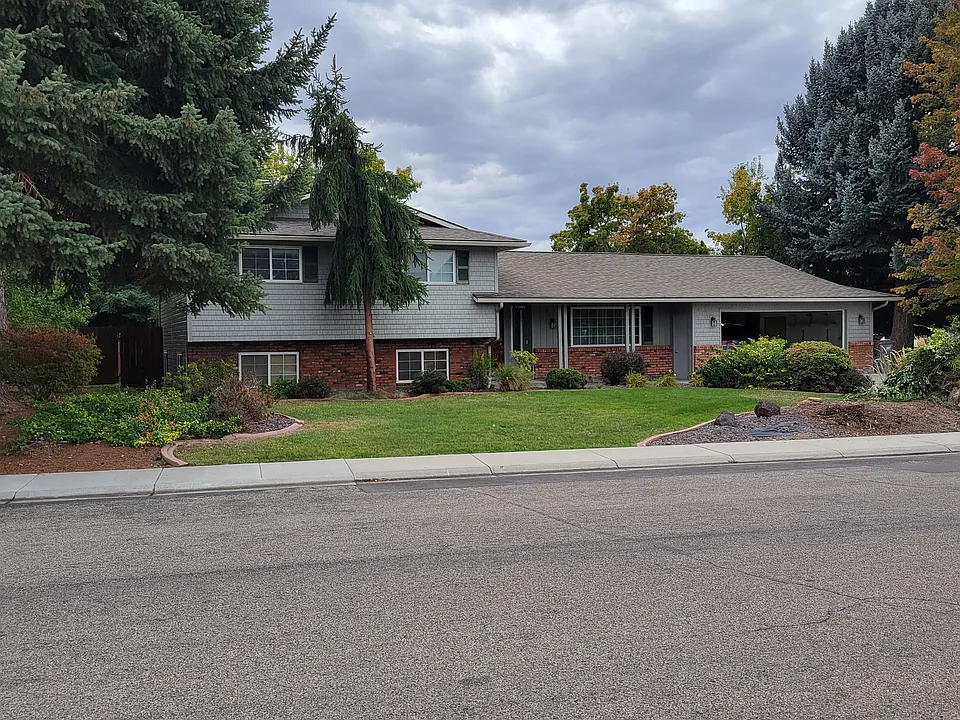 11683 W Florida Dr