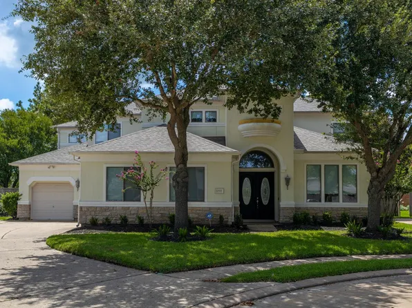 10935 Ashland Bridge Ln, Sugar Land, TX 77498