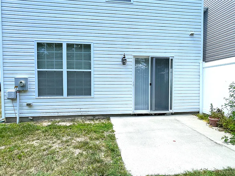 262 Garrison Way #1 — Photo 4