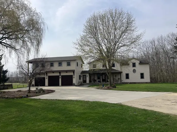 8817 Cedar Sauk ROAD, Saukville, WI 53080