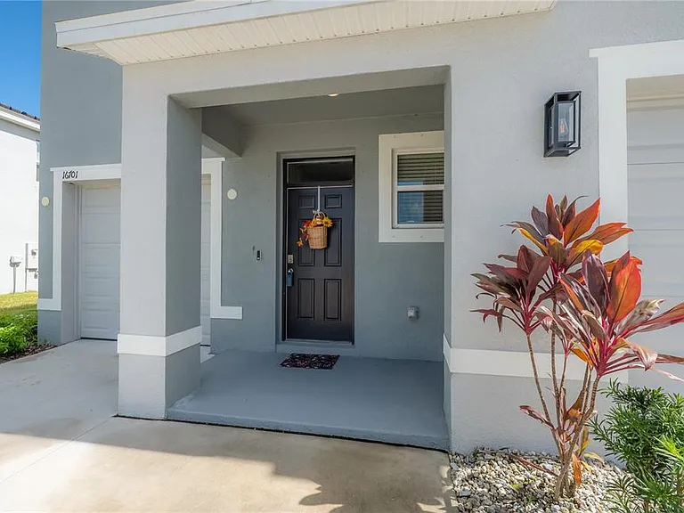 16701 Maude Dr — Photo 4