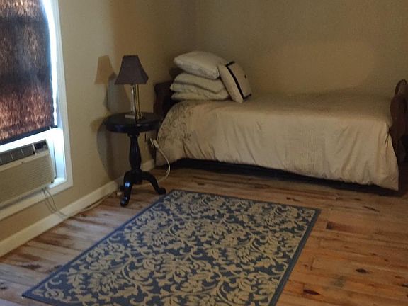 3rd image of 1217 Canal E