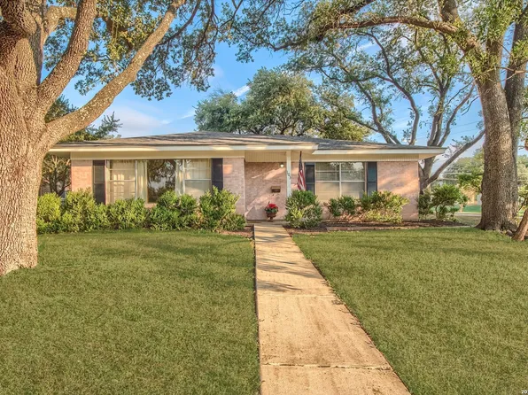 103 Montpelier Dr, San Antonio, TX 78228