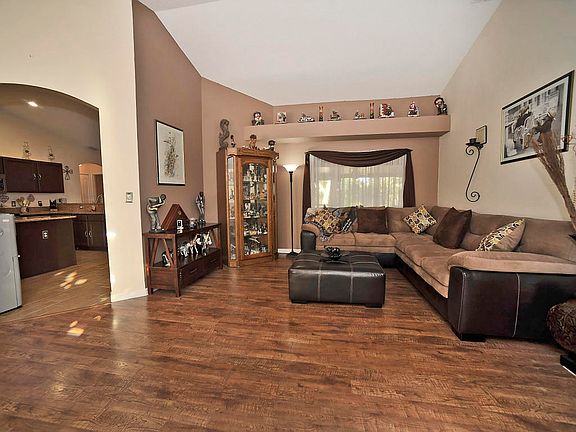 2nd image of 4861 Pennyroyal Ct