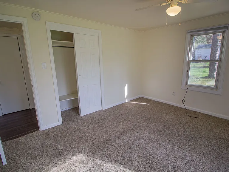934 Mohegan Rd — Photo 16