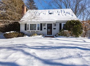 28 Linden St, Taunton, MA 02780