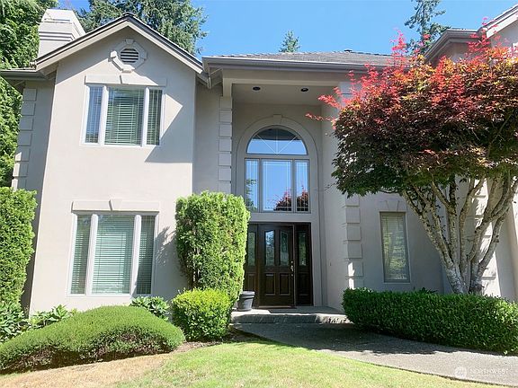 3rd image of 5658 171st Avenue SE