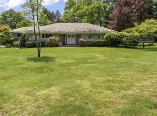 121 Windy Ghoul Dr, Beaver, PA 15009