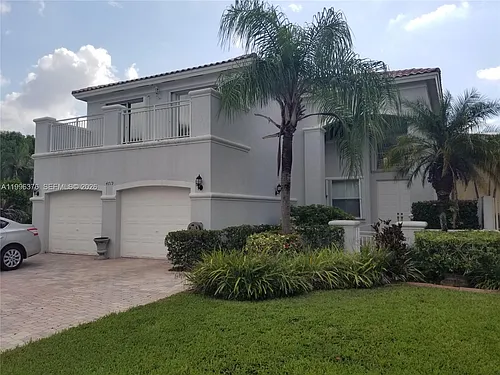 4719 NW 96th Pl Photo 1