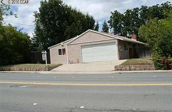 1st image of 339 Gregory Ln