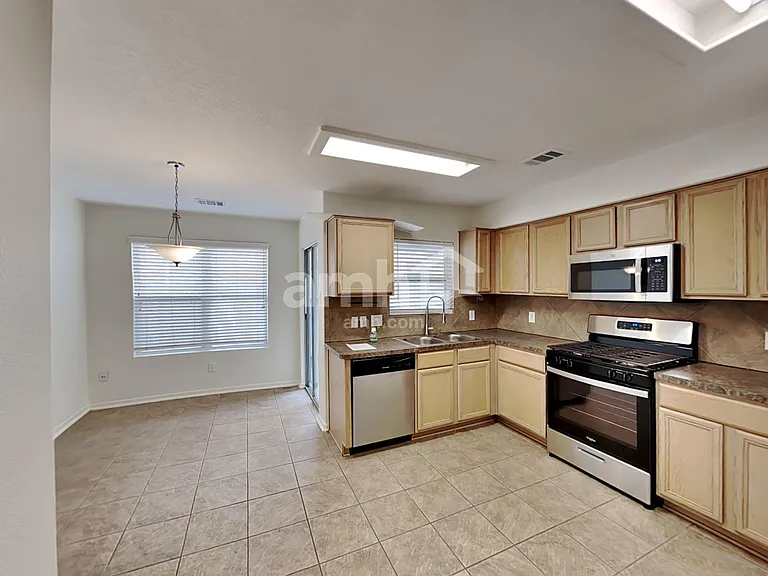 2322 Old Ox Rd — Photo 4