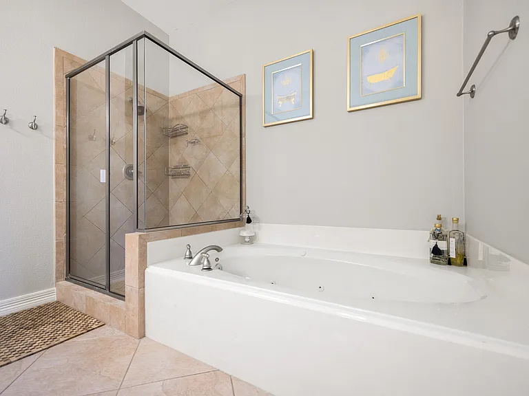 3610 Gillespie St #6 — Photo 16