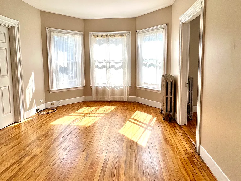 113 Fessenden St #1 — Photo 10