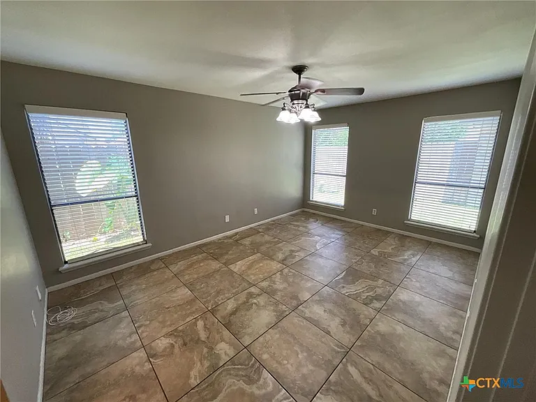 519 Rattan Dr — Photo 15