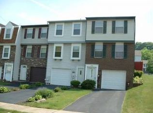332 Shady Ridge Dr, Monroeville, PA 15146