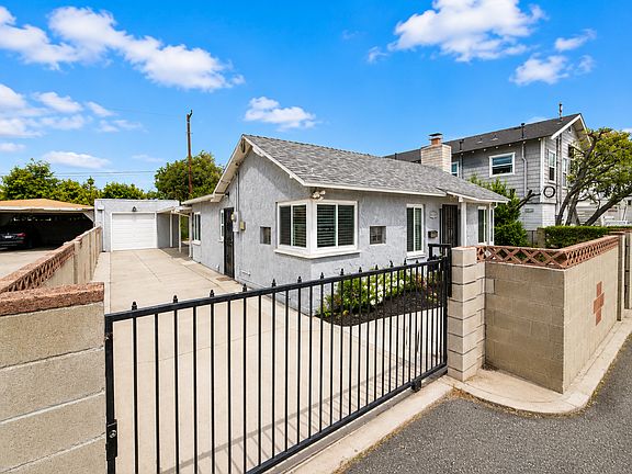 3rd image of 445 1/2 E Alisal Way