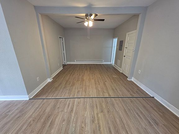 4th image of 4717 Longshore Ave #1R