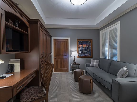 3rd image of 5707 S Lake St #5-H